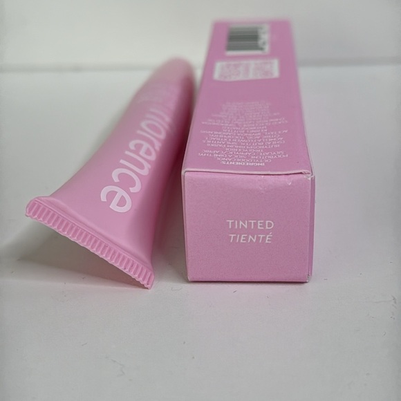 Florence PH Tinted Glow Yeah Hydrating Vegan Lip Oil - Picture 3 of 3